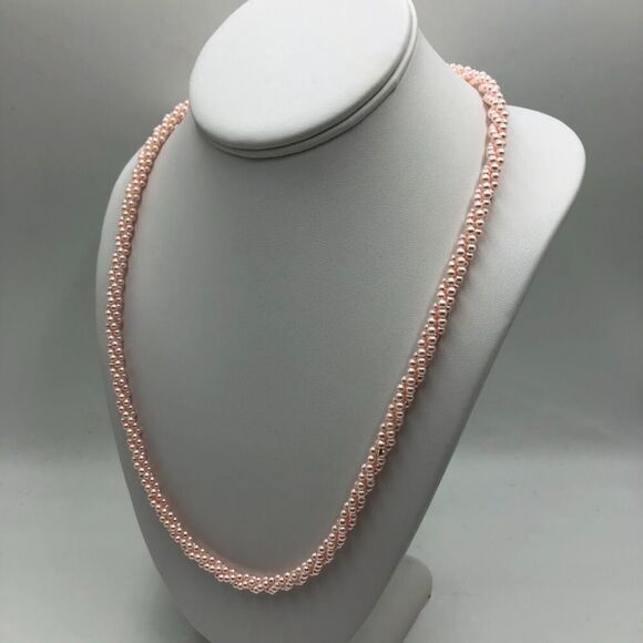 Vintage Marvella Women's Pink Faux Pearl Signed Twisted Multi Strand Necklace - Picture 3 of 9